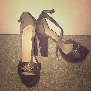 Brown/Taupe Suede Heels